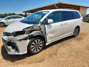 Toyota Sienna 3.5L 6 2020