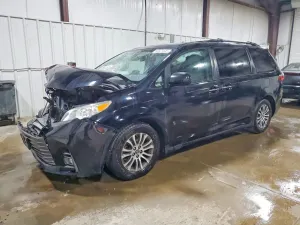 Toyota Sienna 3.5L 6 2018