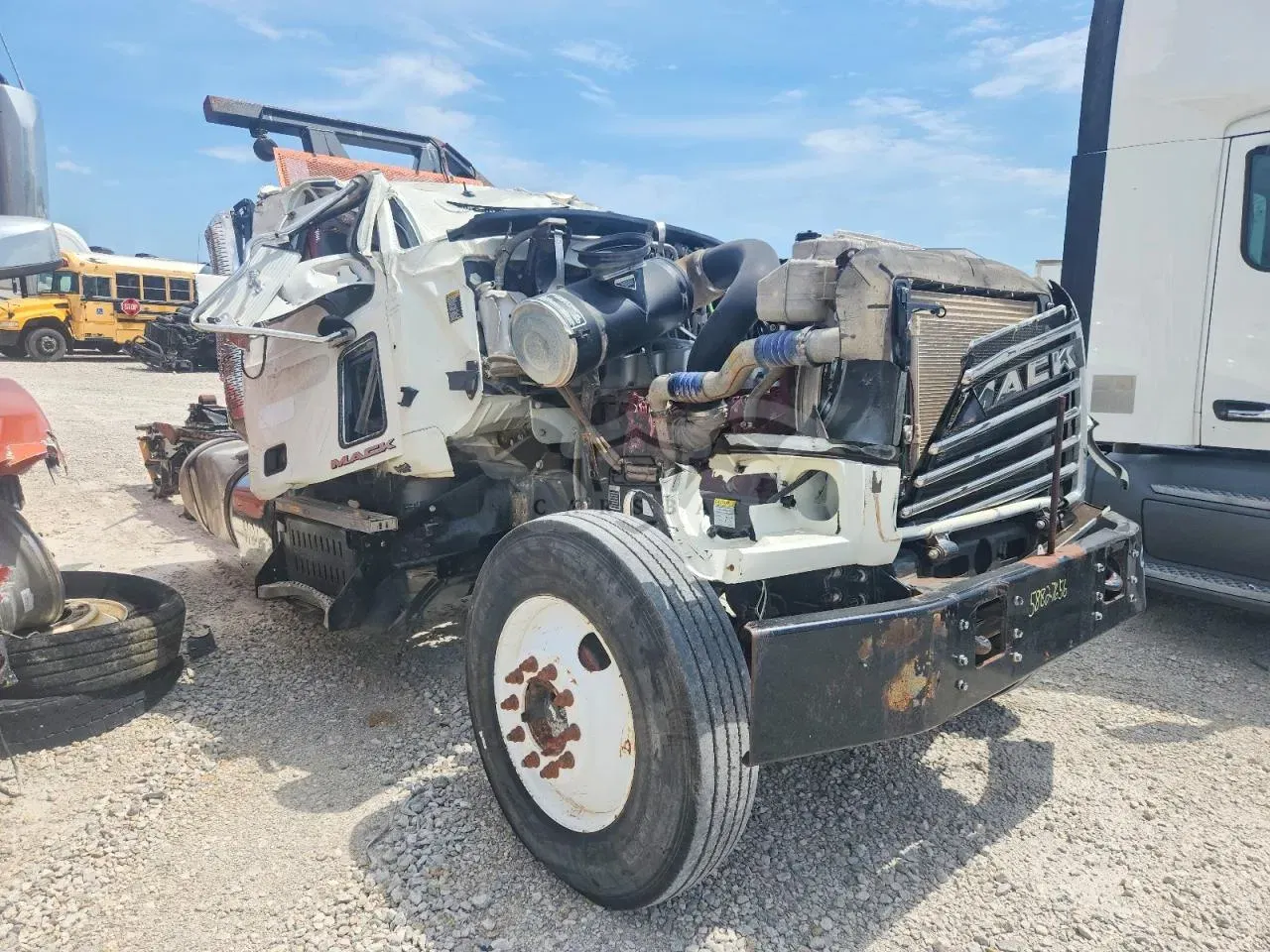 Mack 700 10.8L 6 2015