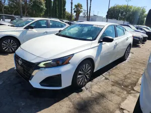 Nissan Altima 2.5L 4 2025