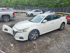 Nissan Altima 2.5L 4 2020