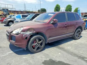 Porsche Cayenne 4.5L 8 2006