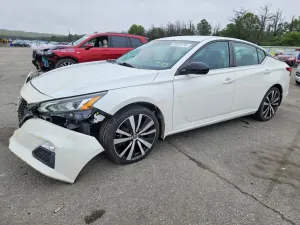 Nissan Altima 2.5L 4 2020