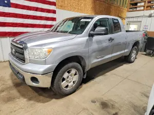Toyota Tundra 4.6L 8 2013