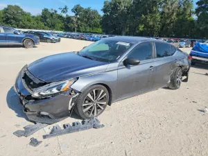 Nissan Altima 2.5L 4 2020