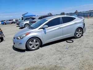 Hyundai Elantra 1.8L 4 2013