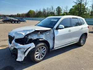 BMW X5 3.0L 6 2023