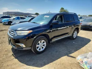Toyota Highlander 3.5L 6 2013