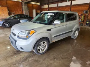 Kia Soul 2.0L 4 2011