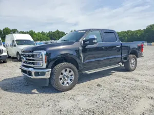 Ford F-250 6.7L 8 2023