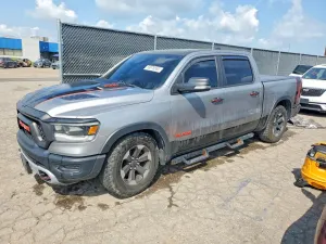 RAM 1500 5.7L 8 2019