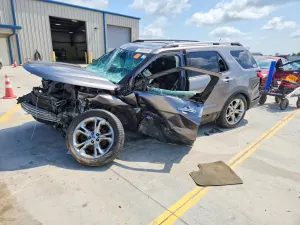 Ford Explorer 3.5L 6 2011