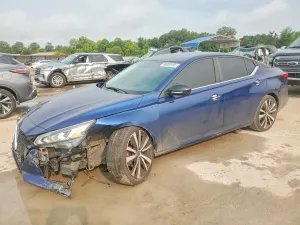 Nissan Altima 2.5L 4 2019