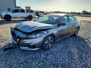 Nissan Altima 2.5L 4 2019