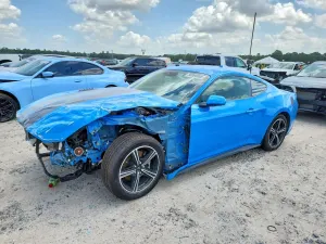 Ford Mustang 2.3L 4 2025
