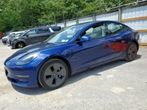 Tesla Model 3 2022