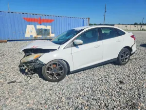 Ford Focus 2.0L 4 2013