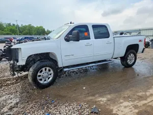 Chevrolet Silverado 1500 6.6L 8 2013