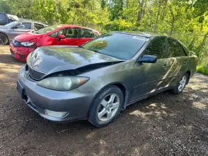 Toyota Camry 2.4L 4 2005