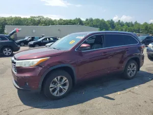 Toyota Highlander 3.5L 6 2015