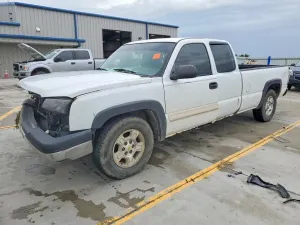 Chevrolet Silverado 1500 4.8L 8 2004