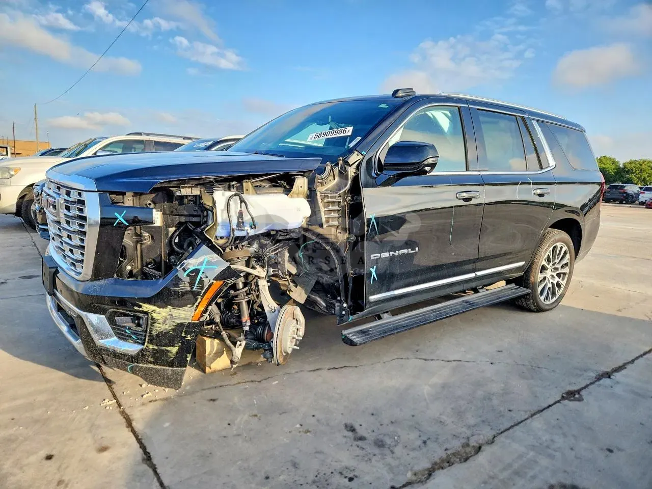 GMC Yukon 6.2L 8 2025