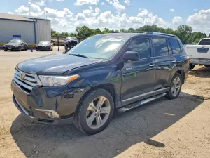 Toyota Highlander 3.5L 6 2013