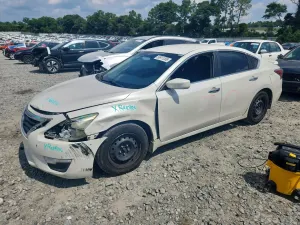 Nissan Altima 2.5L 4 2015