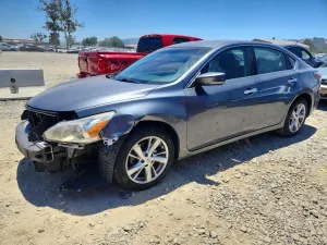 Nissan Altima 2.5L 4 2015