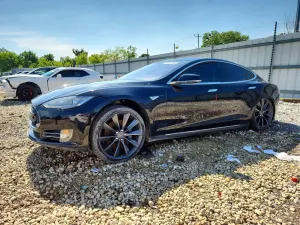Tesla Model S 2013