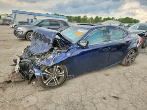 Lexus IS 2.5L 6 2015