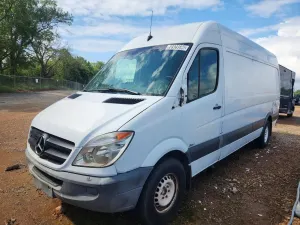 Mercedes-Benz Sprinter 3.0L 6 2012