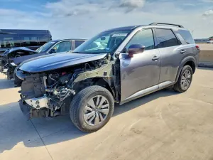 Nissan Pathfinder 3.5L 6 2025