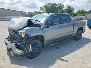 Chevrolet Silverado 1500 5.3L 8 2024
