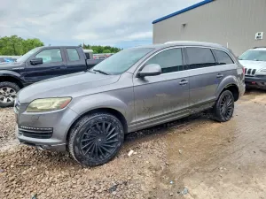 Audi Q7 3.0L 6 2011