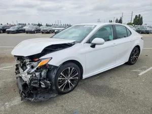 Toyota Camry 2.5L 4 2020
