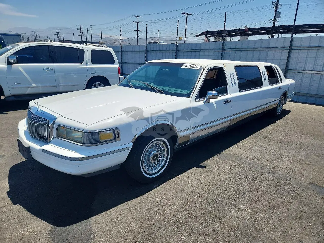 Lincoln Town Car 5.0L 8 1990