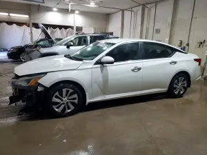 Nissan Altima 2.5L 4 2019