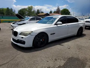 BMW 7 Series 4.4L 8 2012