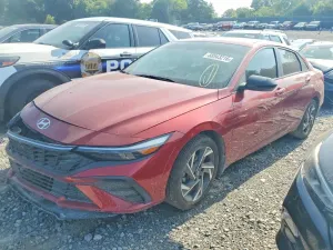 Hyundai Elantra 2.0L 4 2025