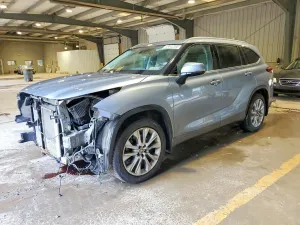 Toyota Highlander 3.5L 6 2021