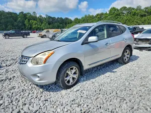Nissan Rogue 2.5L 4 2011