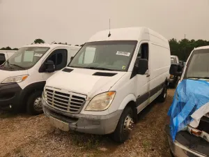 Freightliner Sprinter 3.0L 6 2011
