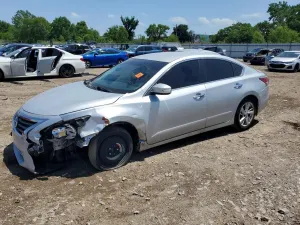 Nissan Altima 2.5L 4 2015