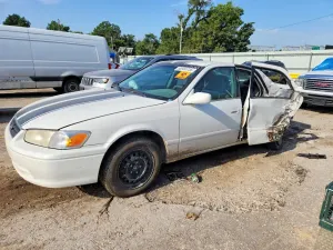 Toyota Camry 2.2L 4 2001