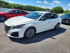 Nissan Altima 2.5L 4 2025