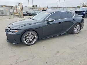 Lexus IS 2.0L 4 2022
