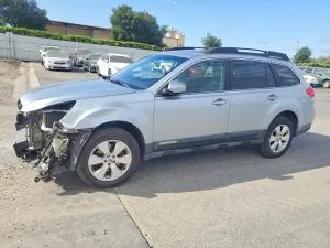 Subaru Outback 3.6L 6 2012
