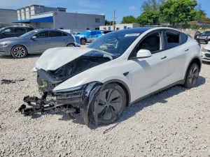 Tesla Model Y 2026