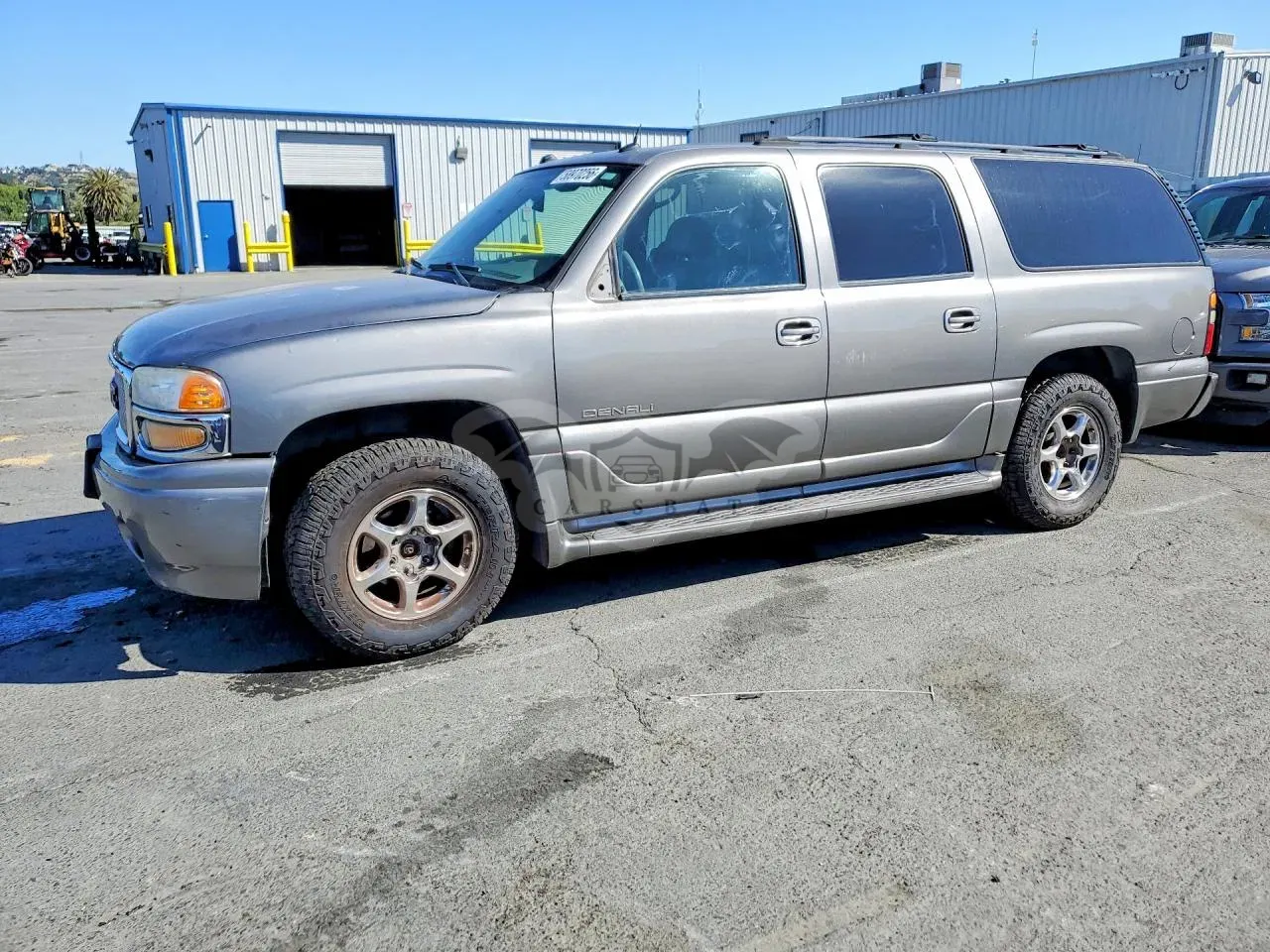 GMC Yukon 6.0L 8 2005
